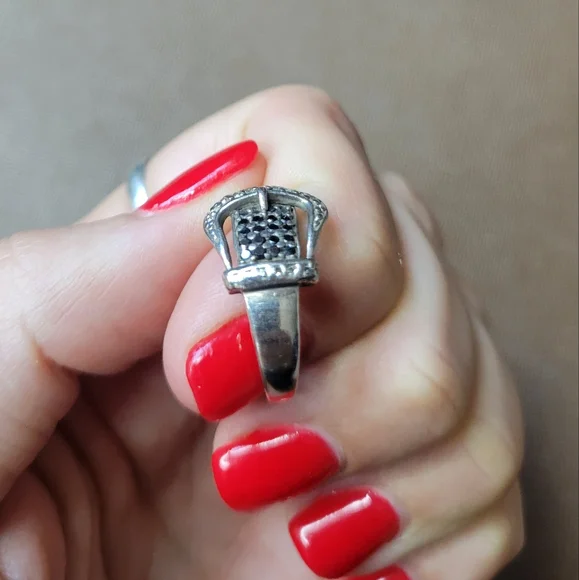 Buckle Ring With Diamonds